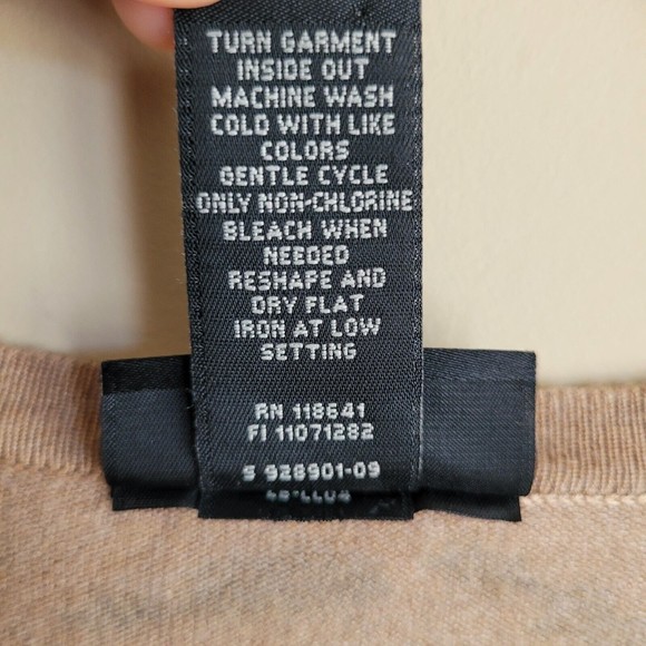 Lane Bryant Womens Cardigan Size 14/16 Animal Print Short Sleeves Four Buttons - Picture 3 of 6